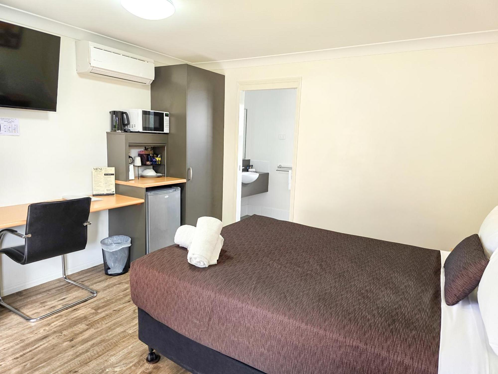 Ascot Lodge Motor Inn คิงเงอรอย ภายนอก รูปภาพ
