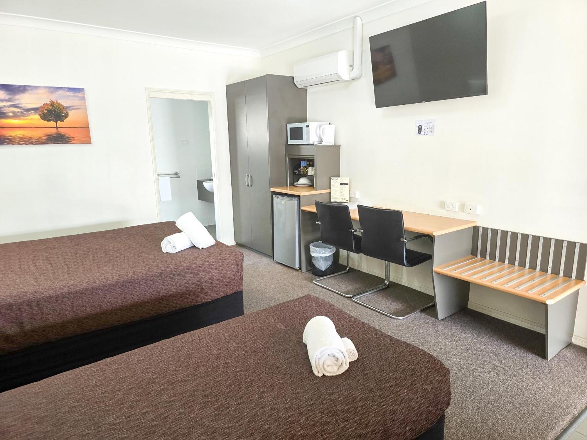 Ascot Lodge Motor Inn คิงเงอรอย ภายนอก รูปภาพ